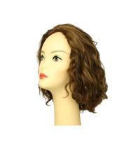 Load image into Gallery viewer, CARRE LIGHT BROWN WITH ASH BLONDE HIGHLIGHTS MONO-DIRECTIONAL TOP SIZE L