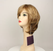 Load image into Gallery viewer, Linda Blonde With Highlights Size L