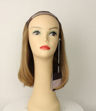 Load image into Gallery viewer, Hat Fall Avalon Blonde With Highlights Size M 13''