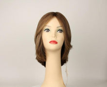 Load image into Gallery viewer, Shlomit Light Brown With Ash Blonde Highlights Skin Top Size S