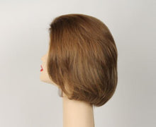 Load image into Gallery viewer, Dorothy Light Brown With Blonde Highlights