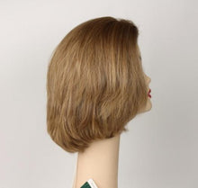 Load image into Gallery viewer, Light Golden-Honey Blonde Streaked Dorothy Size X-Large