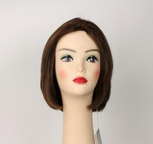 Load image into Gallery viewer, Medium-Light Brown Dorothy Size Medium