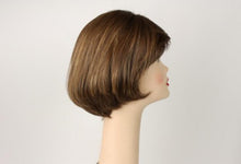 Load image into Gallery viewer, Light Brown Dorothy With Highlights Size Large
