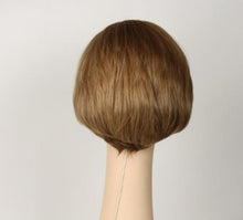 Load image into Gallery viewer, Medium Blonde With Highlights Dorothy Size M