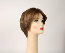 Load image into Gallery viewer, Linda Light Brown With Blonde Highlights Size M