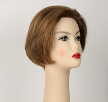 Load image into Gallery viewer, Dorothy Highlighted Dirty Blonde Size Medium