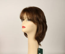 Load image into Gallery viewer, Light Brown With Blonde Highlights Olivia 2000