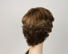 Load image into Gallery viewer, Linda Light Brown With Ash Blonde Highlights Size L