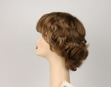 Load image into Gallery viewer, Linda Blonde With Highlights Size M