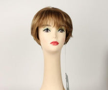 Load image into Gallery viewer, Linda Blonde With Highlights Size M