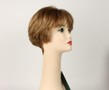Load image into Gallery viewer, Linda Blonde With Highlights Size M