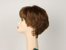 Load image into Gallery viewer, Linda Light Brown With Blonde Highlights Size M