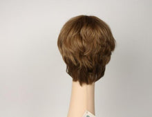 Load image into Gallery viewer, Linda Blonde With Highlights Size M