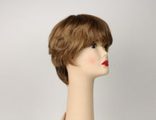 Load image into Gallery viewer, Linda Blonde With Highlights Size M