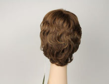 Load image into Gallery viewer, Linda Light Brown With Blonde Highlights Size M
