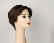 Load image into Gallery viewer, Linda Medium Brown With Highlights Size S