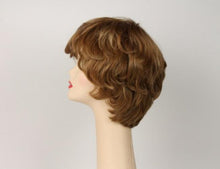 Load image into Gallery viewer, Linda Blonde With Highlights Size L