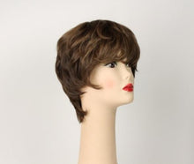 Load image into Gallery viewer, Linda Light Brown With Ash Blonde Highlights Size L