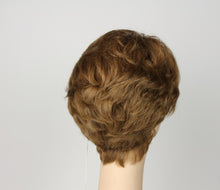 Load image into Gallery viewer, Linda Blonde With Highlights Size M
