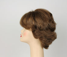 Load image into Gallery viewer, Linda Light Brown With Blonde Highlights Size M