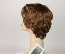 Load image into Gallery viewer, Linda Blonde With Highlights Size L