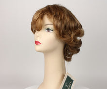 Load image into Gallery viewer, Linda Blonde With Highlights Size M