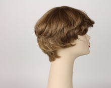Load image into Gallery viewer, Linda Blonde With Highlights Size M