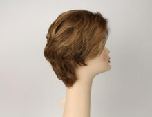 Load image into Gallery viewer, Linda Blonde With Highlights Size M