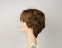 Load image into Gallery viewer, Linda Blonde With Highlights Size M