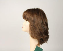 Load image into Gallery viewer, Medium Brown Olivia 2000 With Highlights