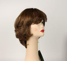 Load image into Gallery viewer, Light Brown With Blonde Highlights Olivia 2000