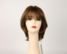 Load image into Gallery viewer, Light Brown With Blonde Highlights Olivia 2000