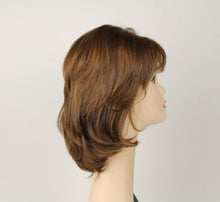 Load image into Gallery viewer, Olivia 2000 Light Brown With Warm Blonde Highlights Size M