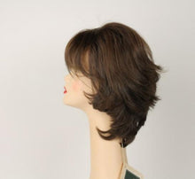 Load image into Gallery viewer, Medium Brown Olivia 2000 With Highlights