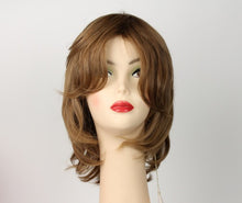 Load image into Gallery viewer, Olivia Feathered Blonde With Highlights 16-10 Size L