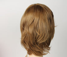 Load image into Gallery viewer, Olivia Feathered Blonde With Highlights 16-10 Size L