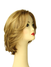 Load image into Gallery viewer, CARRE BLONDE WITH HIGHLIGHTS MONO-DIRECTIONAL TOP SIZE M
