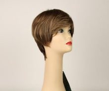 Load image into Gallery viewer, Linda Light Brown with Ash Blonde highlights Size XL
