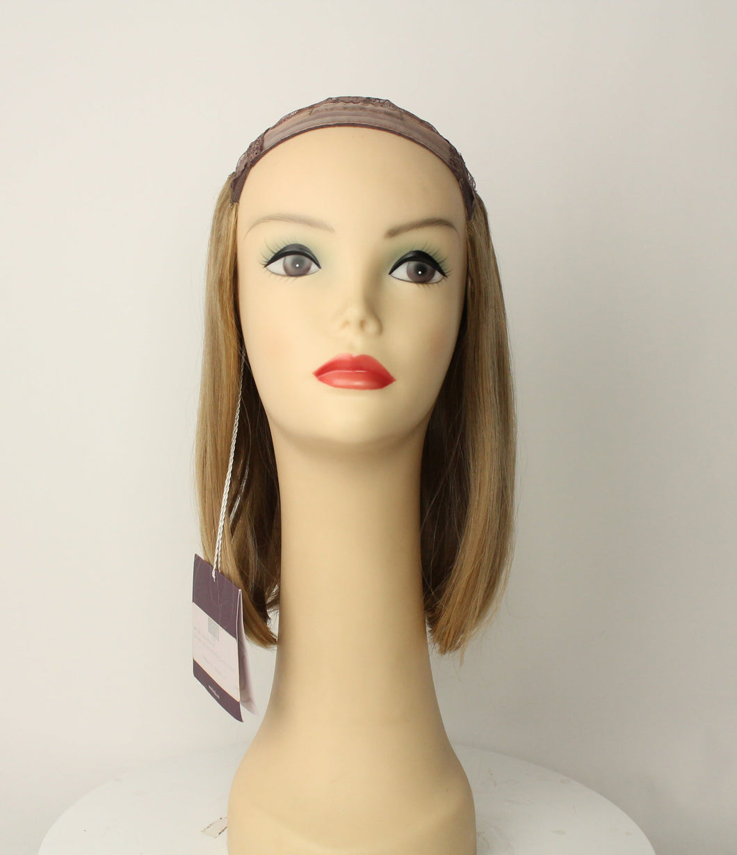 Hat Fall Avalon Blonde with highlights Size M 12''