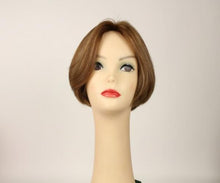 Load image into Gallery viewer, Light Brown Dorothy With Blonde Ash Highlights Size M
