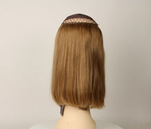 Load image into Gallery viewer, Hat Fall Avalon Blonde With Highlights Size S 12&#39;&#39;
