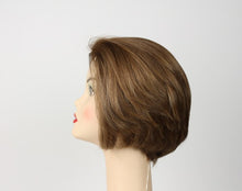 Load image into Gallery viewer, Light Brown Dorothy With Blonde Highlights Size L
