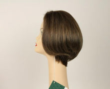 Load image into Gallery viewer, Light Brown with Ash Blonde highlights Shifra Size L
