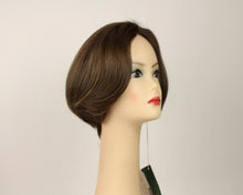 Load image into Gallery viewer, Light Brown with Ash Blonde highlights Shifra Size L
