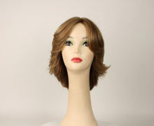 Load image into Gallery viewer, Shlomit Blonde With Highlights Skin Top Size M
