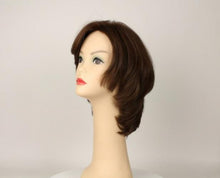 Load image into Gallery viewer, Shlomit Brown With Reddish Highlights Skin Top Size S
