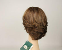 Load image into Gallery viewer, Shlomit Light Brown With Ash Blonde Highlights Skin Top Size S
