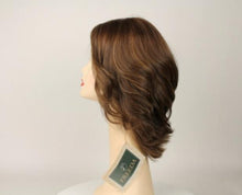 Load image into Gallery viewer, Shlomit Light Brown With Blonde Highlights Skin Top Size S
