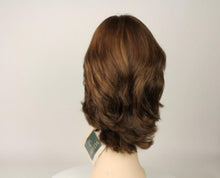 Load image into Gallery viewer, Shlomit Light Brown With Blonde Highlights Skin Top Size S
